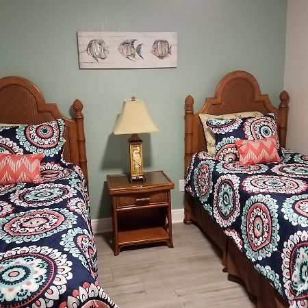 2Br/1Ba Vacation Rental - Sienna Park Sarasota Ngoại thất bức ảnh