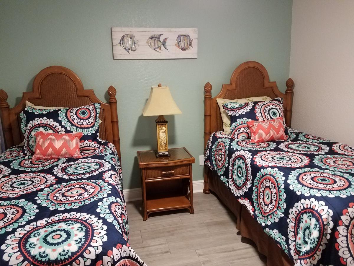 2Br/1Ba Vacation Rental - Sienna Park Sarasota Ngoại thất bức ảnh