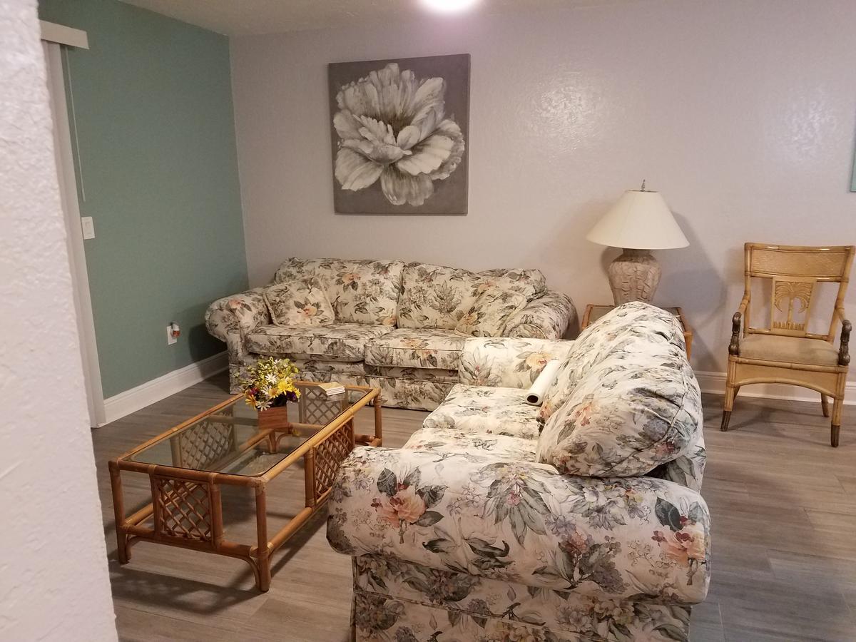 2Br/1Ba Vacation Rental - Sienna Park Sarasota Ngoại thất bức ảnh