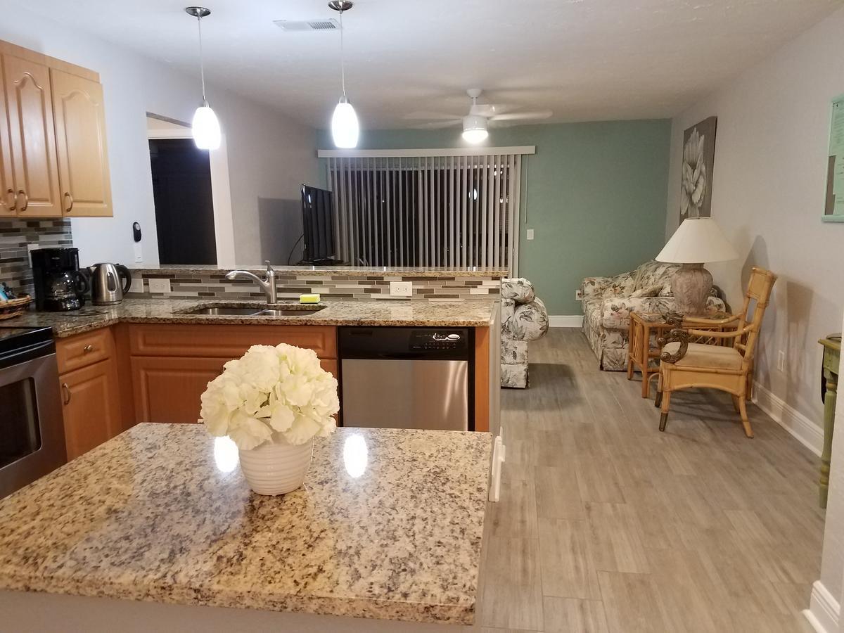 2Br/1Ba Vacation Rental - Sienna Park Sarasota Ngoại thất bức ảnh