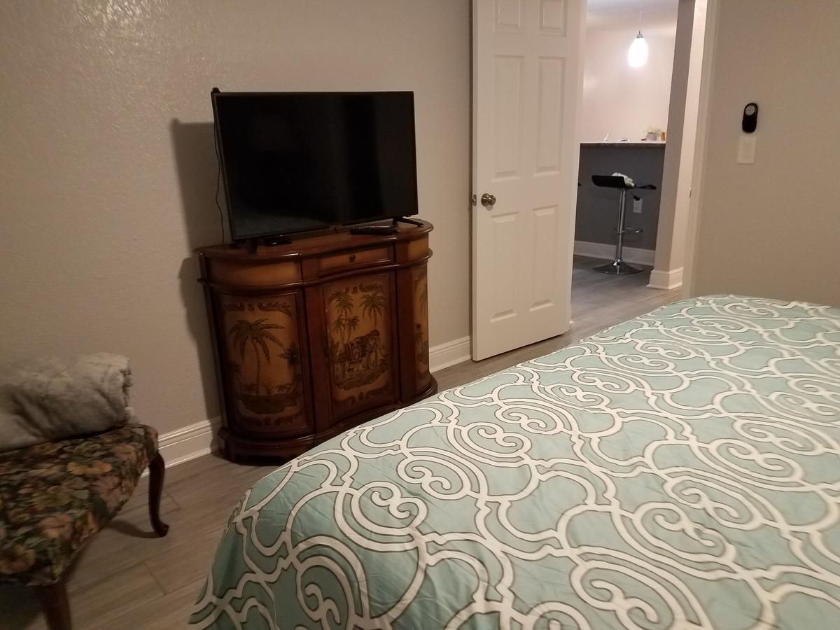 2Br/1Ba Vacation Rental - Sienna Park Sarasota Ngoại thất bức ảnh